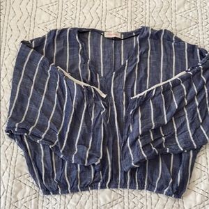 Blousy casual crop top